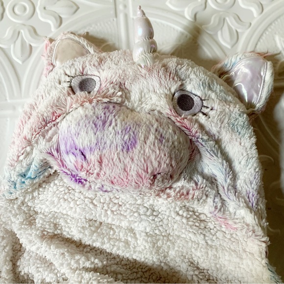 Members Mark Unicorn Cozy Plush Hooded Critter WRAP Animal - Picture 5 of 8
